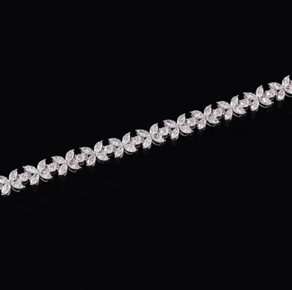 09_AMI JEWELLERS_11-08-26_BI